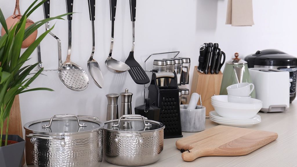 Essential Cooking Tools Every Kitchen Should Have