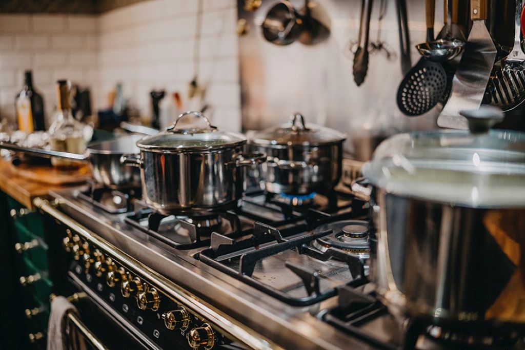 Best Cookware Sets for Every Type of Chef
